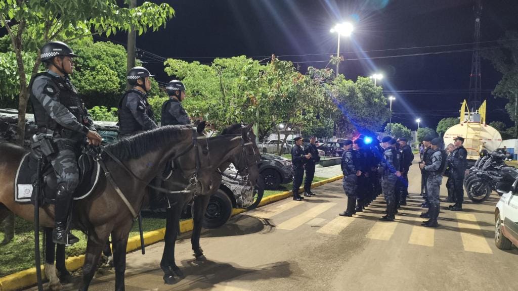 Dois homens com mandados em aberto são presos por reconhecimento facial em Chapada dos Guimarães