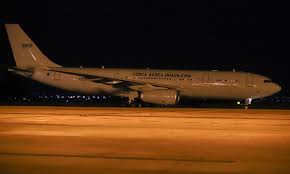 Brasil recebe mais um voo com brasileiros deportados dos EUA