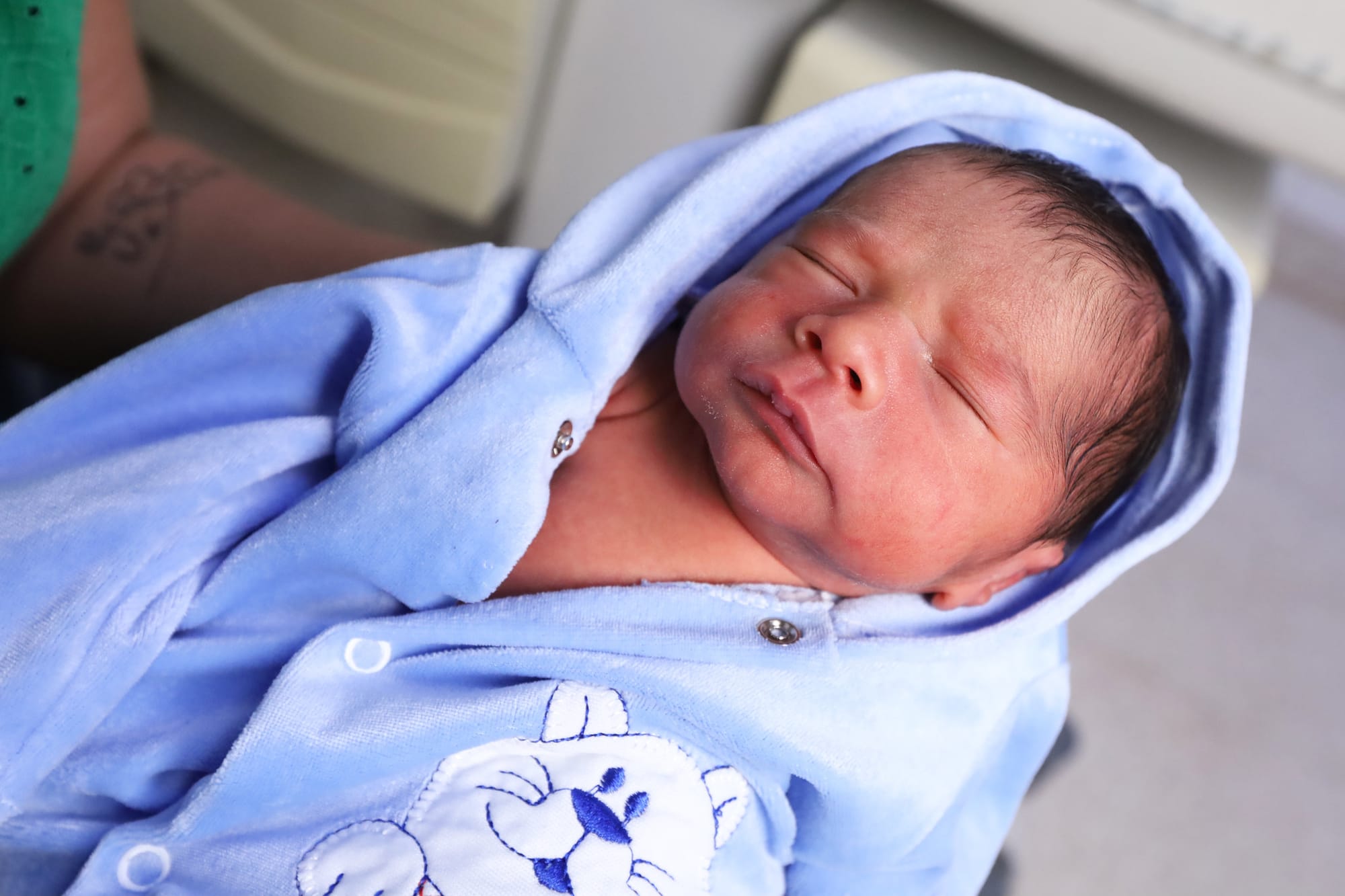 Teste da orelhinha está disponível em todas as maternidades da rede pública de saúde do DF