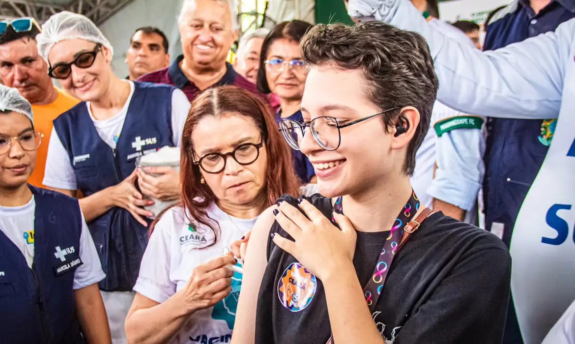 Brasil Inicia Vacinação-Piloto Contra a Dengue com Vacina 100% Nacional do Instituto Butantan