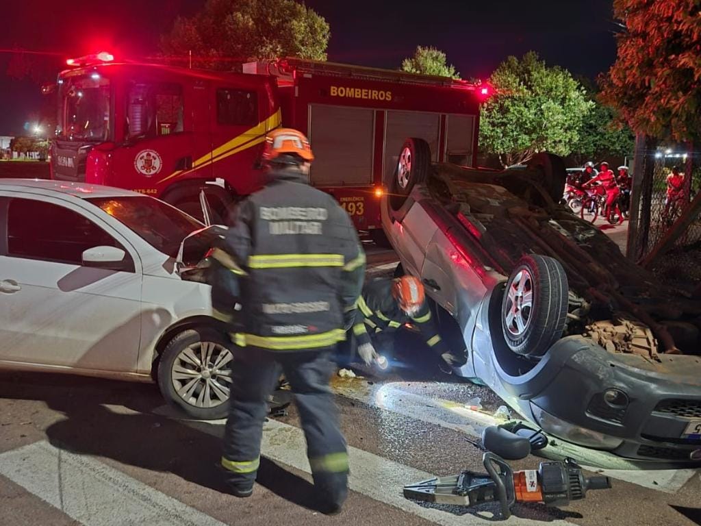 Bombeiros atendem vítima após acidente de trânsito em Sinop-MT