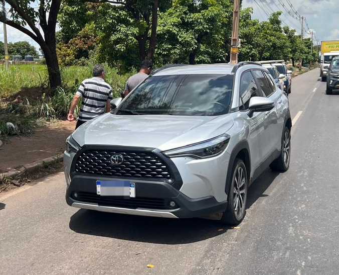 Vigia Mais MT auxilia PM e Ciopaer a prender suspeito de roubar Corolla em Cuiabá-MT
