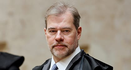 Laços Privados, Investimentos e o Caso Banco Master: O STF no Centro de Uma Tempestade de Dúvidas