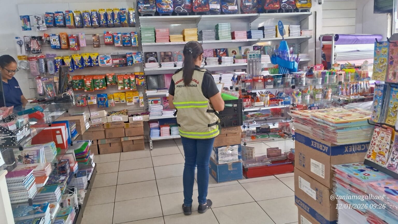 Procon Goiânia identifica variação de até 380% nos preços de materiais escolares