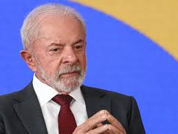 Governo Lula amordaça brasileiros que criticaram o Presidente com memes e até nome em wi-fi
