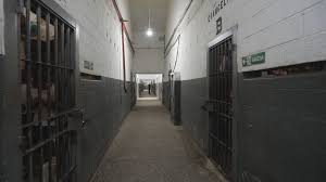 Mais de 250 presos não retornam às prisões após “saidinha” de Natal no Rio de Janeiro