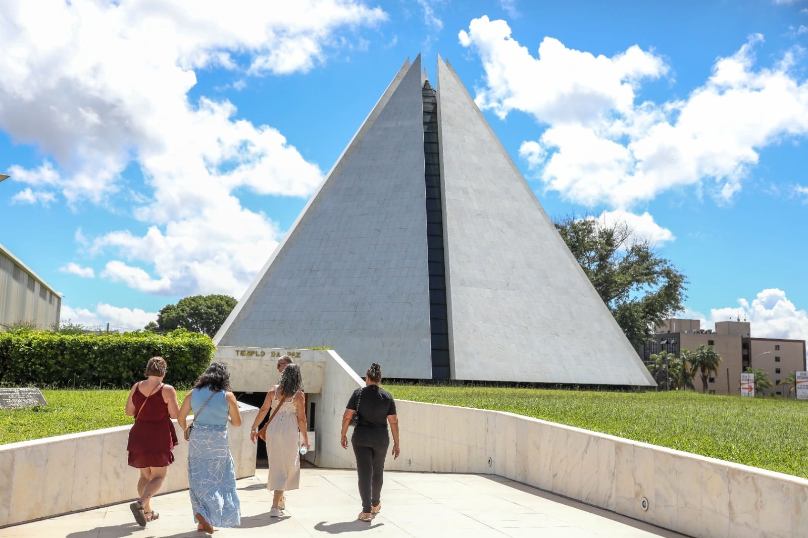 Além da folia: Rota da Paz atrai turistas que preferem silêncio, espiritualidade e reflexão no Carnaval da capital
