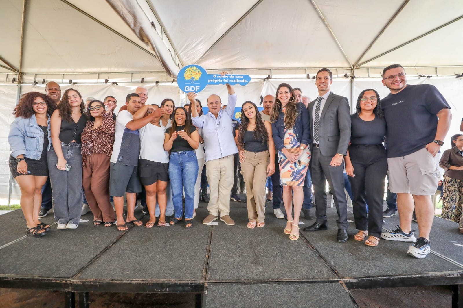 GDF entrega mais 480 apartamentos no Itapoã Parque e transforma sonho da casa própria em realidade
