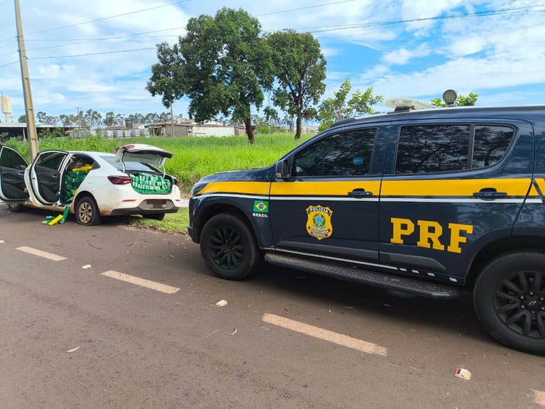PRF apreende 1 tonelada de maconha em Campo Grande (MS)
