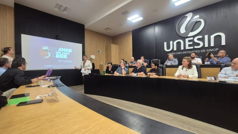 Prefeitura de Sinop-MT apresenta campanha “Amor Não Causa Dor” à Unesin e amplia rede de enfrentamento à violência contra a mulher
