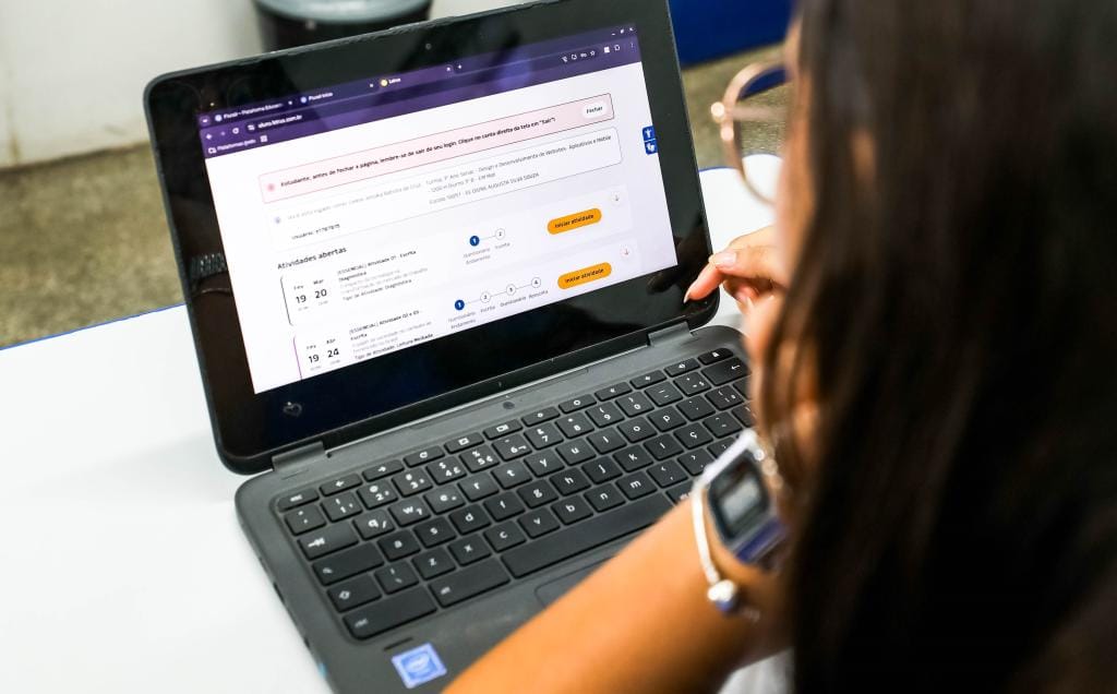 “Seduc cumpre legislação com contratação de 3.040 Profissionais de Apoio Especializado”, afirma Alan Porto