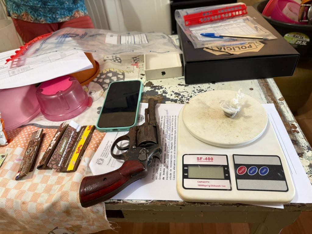 Polícia Civil prende jovem suspeito de tráfico de drogas em Cáceres-MT