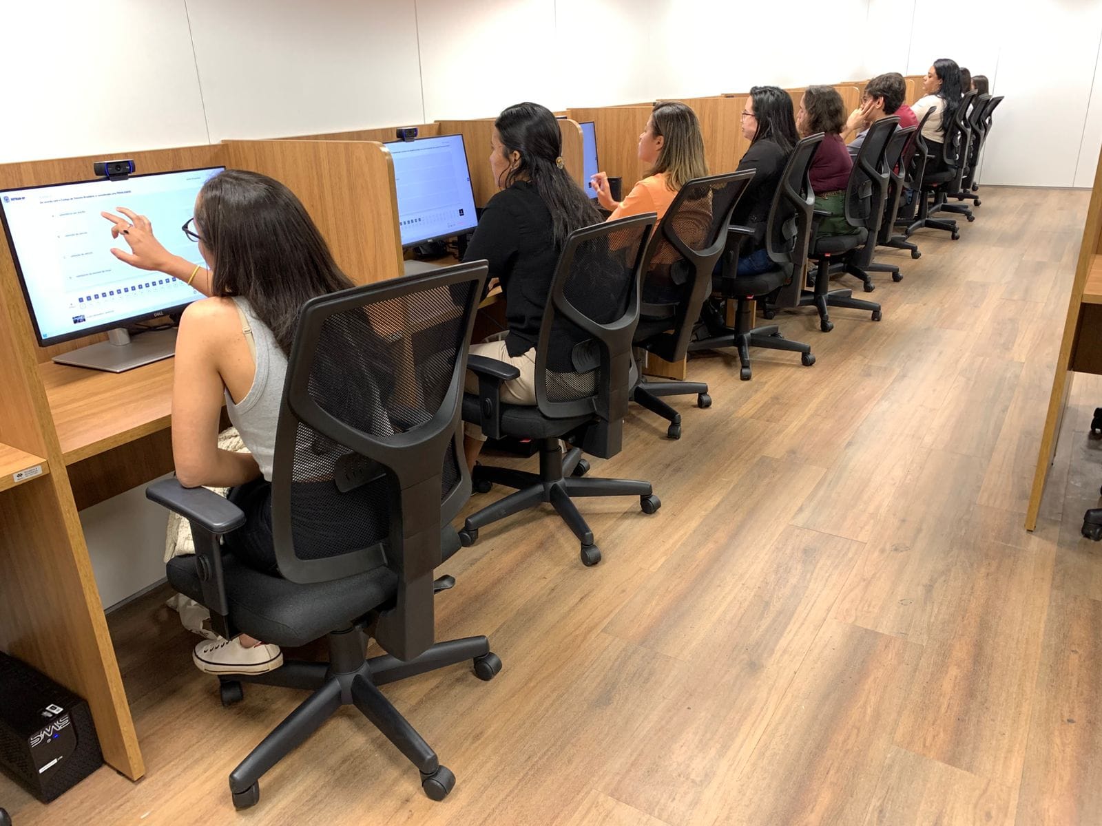 Nova CNH: mais de 3 mil exames teóricos foram realizados no Distrito Federal