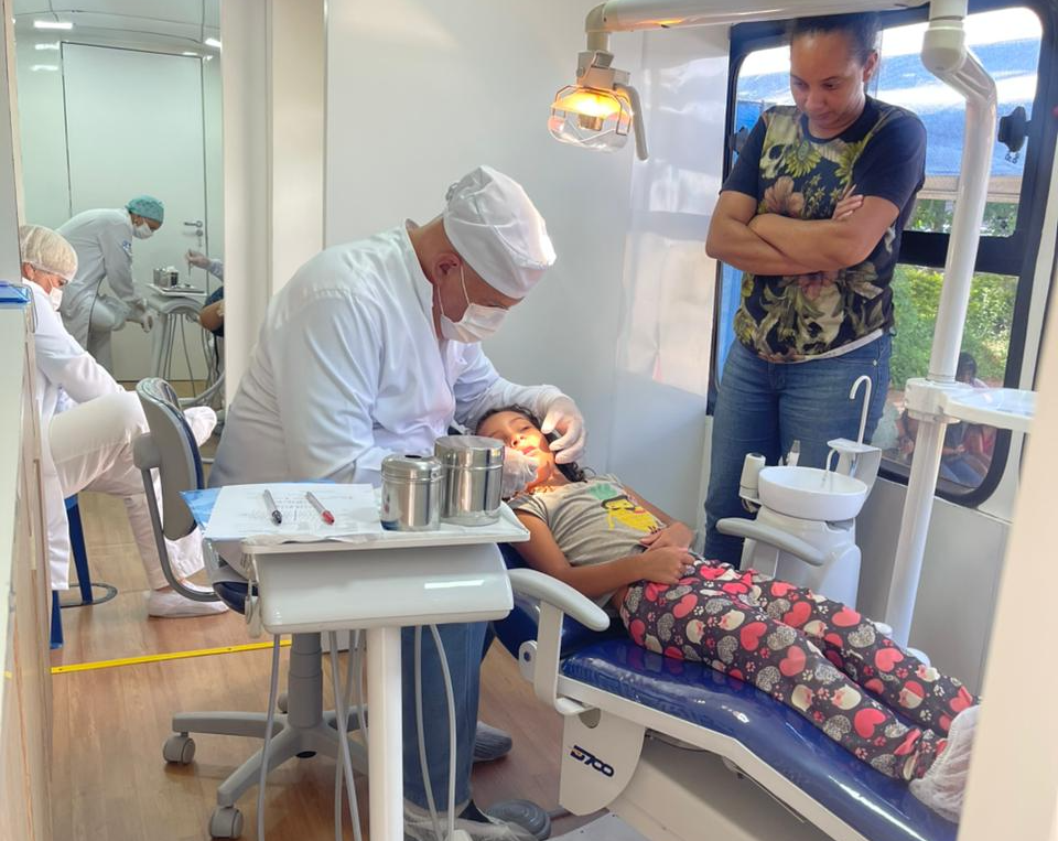 Unidade móvel de odontologia leva atendimento gratuito para Itapoã e Paranoá