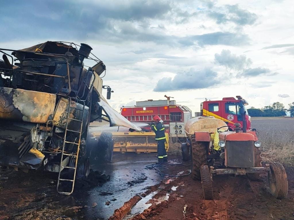 Corpo de Bombeiros MT combate incêndios em veículos em diferentes regiões do interior do Estado