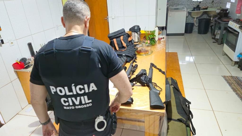 Polícia Civil apreende 20 armas de fogo durante ação em Rondonópolis-MT