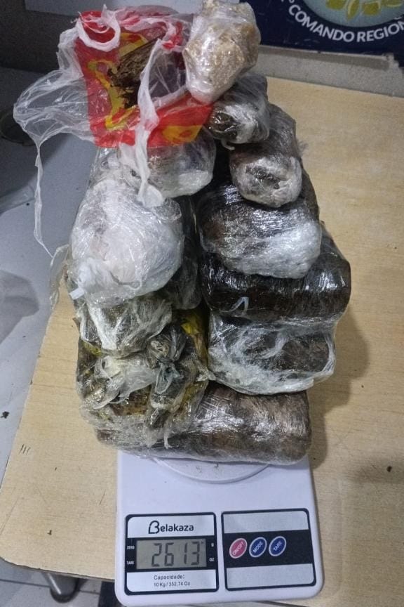 Polícia Militar prende quadrilha suspeita por tráfico de drogas em Cuiabá-MT