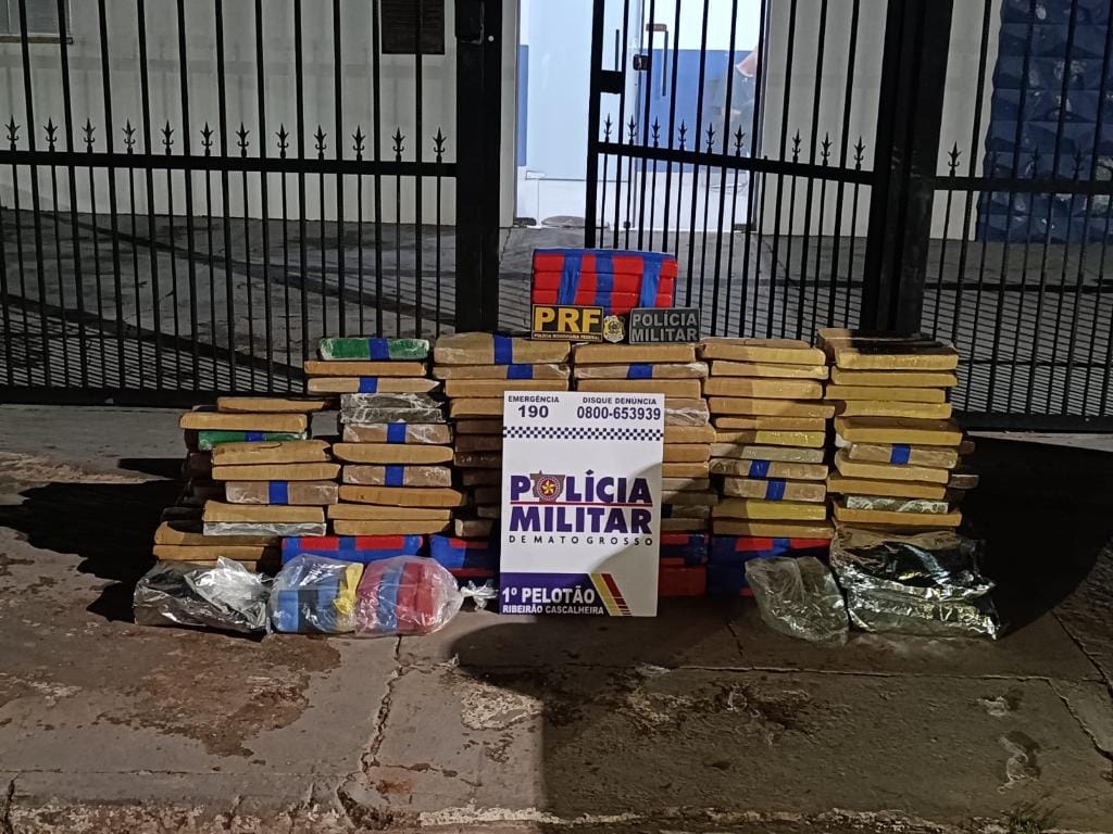 Ação integrada apreende 335 quilos de entorpecentes e prende quatro suspeitos por tráfico