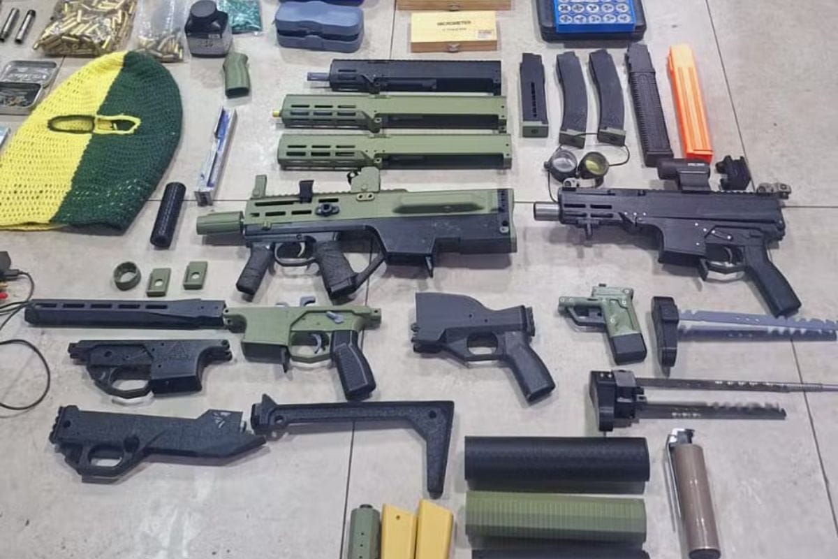 Operação Shadowgun: Polícia desarticula rede de produção de "armas fantasmas" em 3D