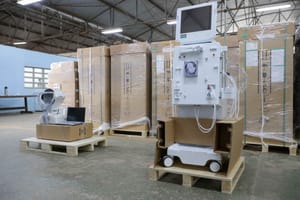 GDF entrega novos equipamentos de hemodiálise e oftalmologia para a rede pública