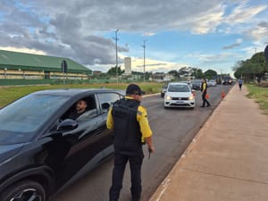 Fiscalização autua 46 condutores alcoolizados no fim de semana no DF