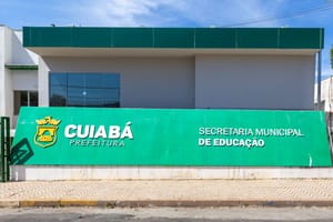 Prefeitura de Cuiabá-MT cria novas gratificações e garante aumento de até 33% a servidores da educação