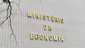 Dívida pública brasileira atinge R$ 10 trilhões e chega a 78,7% do PIB sob governo Lula