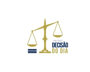 Venda casada em financiamento leva à devolução de valores a consumidor