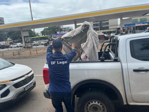 Operação combate comércio ilegal no centro de Ceilândia-DF