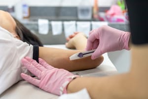 Saiba como funciona a inserção do implante contraceptivo nas USFs de Cuiabá-MT