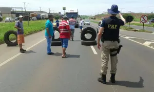 PRF intensifica fiscalização contra embriaguez ao volante no carnaval