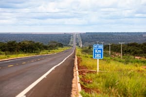 Governo entrega 54 km de asfalto novo da MT-358 em Tangará da Serra e encerra espera de 46 anos da população