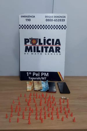 Polícia Militar prende jovem de 18 anos e apreende adolescente por tráfico de drogas em Tapurah-MT
