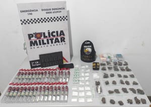 Força Tática de MT prende homem com porções de drogas e frascos de lança-perfume