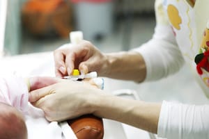 Seleção para médicos no DF oferece salários de até R$ 22,6 mil