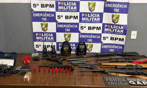 Polícia Militar apreende arsenal de armas e munições em zona rural de Rondonópolis-MT