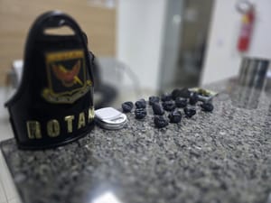 Rotam prende suspeito por tráfico de drogas durante abordagem em Pontes e Lacerda-MT